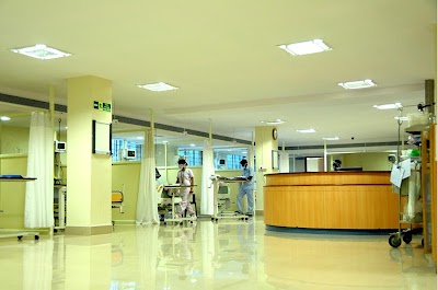 Dr. Anand V K — Doctor near me in 4th T Block East, Karnataka clinic listing photo
