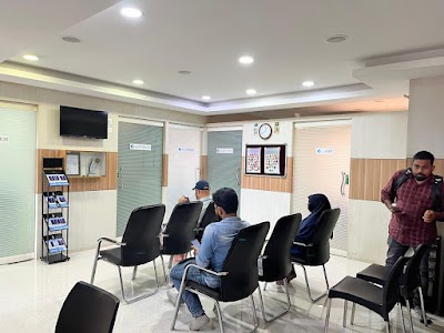 Vijaya-ANSSI Spine Clinic Trivandrum in Statue, Kerala clinic photo on OPDIO - Smart Clinic. Smarter Care.