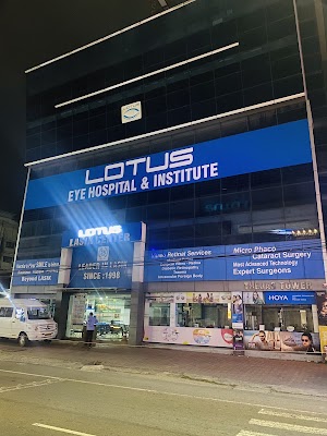 Lotus Eye Hospital & Institute in Kadavanthra, Kerala clinic listing photo